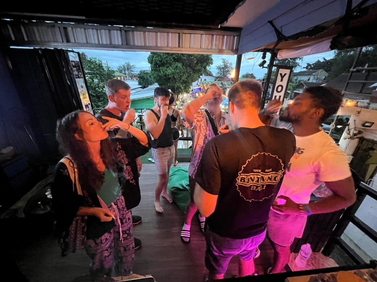 U Hostel Koh Phangan Haad Rin Ngoại thất bức ảnh