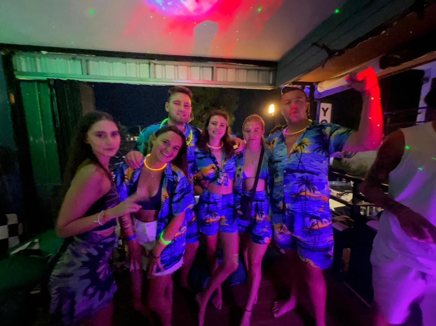 U Hostel Koh Phangan Haad Rin Ngoại thất bức ảnh