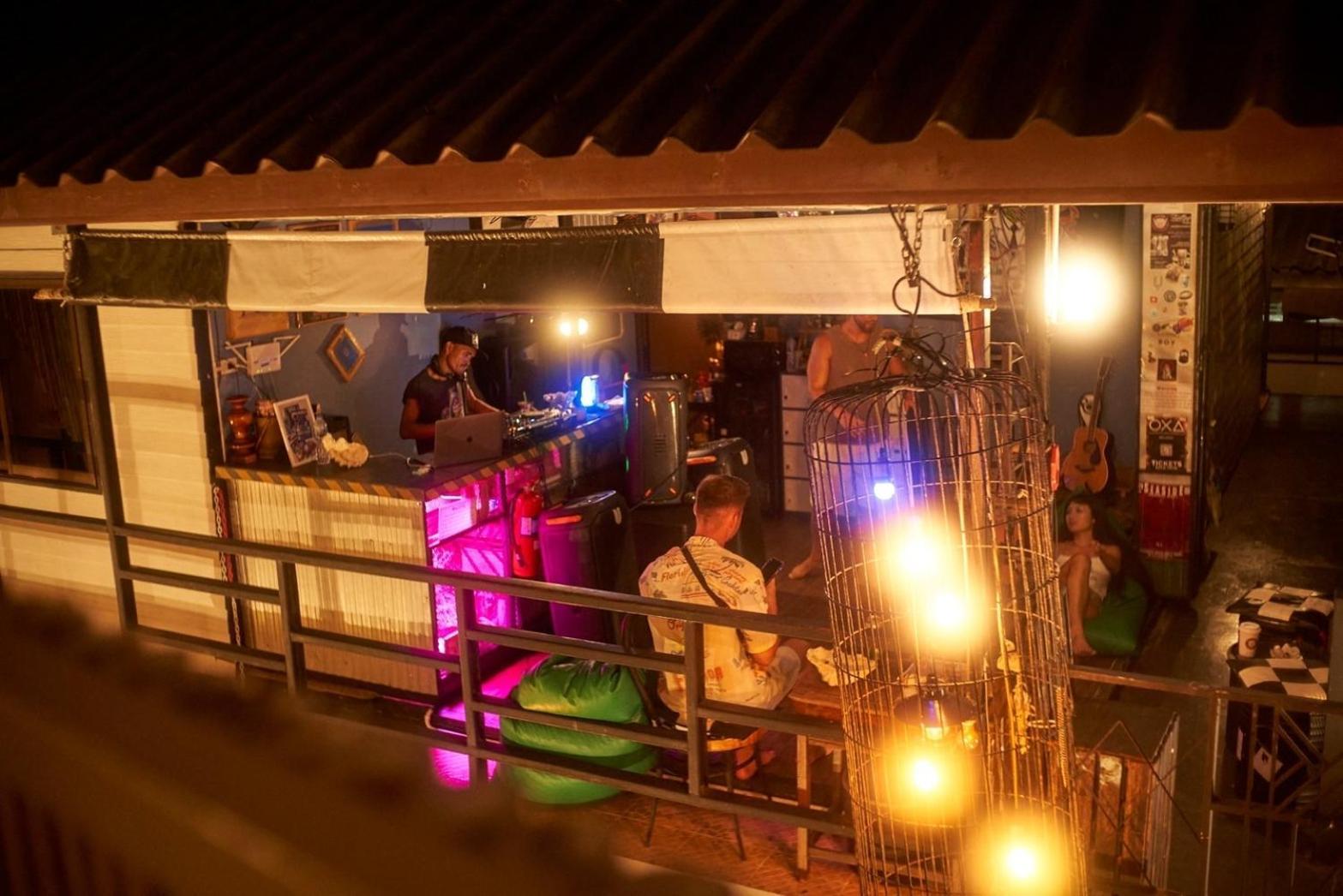 U Hostel Koh Phangan Haad Rin Ngoại thất bức ảnh