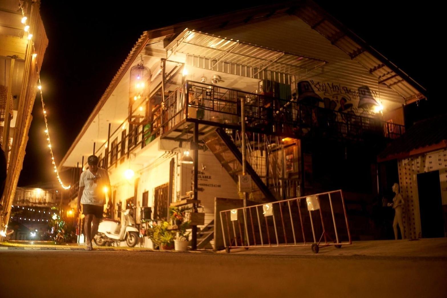 U Hostel Koh Phangan Haad Rin Ngoại thất bức ảnh